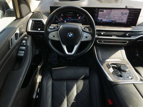 Used 2023 BMW X7 xDrive40i w/ Climate Comfort Package image 22