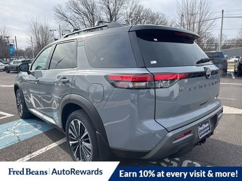 New 2026 Nissan Pathfinder Platinum w/ Cargo Package image 8