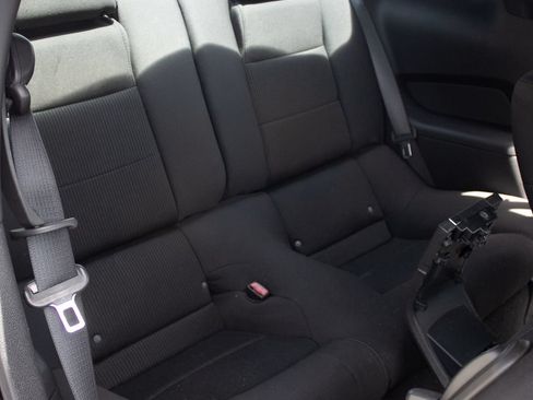 Used 2012 Ford Mustang Coupe RWD image 21