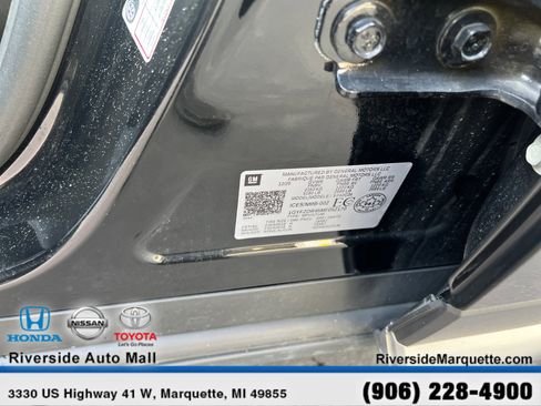 Used 2021 Cadillac XT4 Premium Luxury image 14