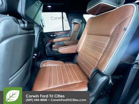Used 2024 GMC Yukon Denali Ultimate AWD/4WD image 31