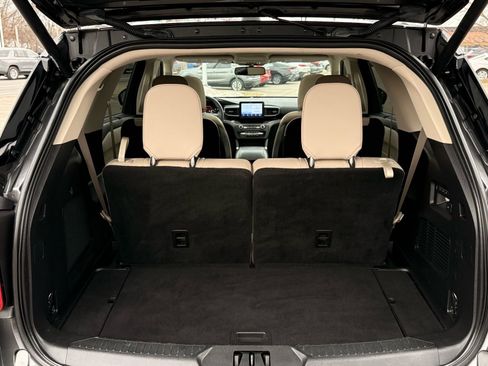 Used 2020 Ford Explorer Limited image 39