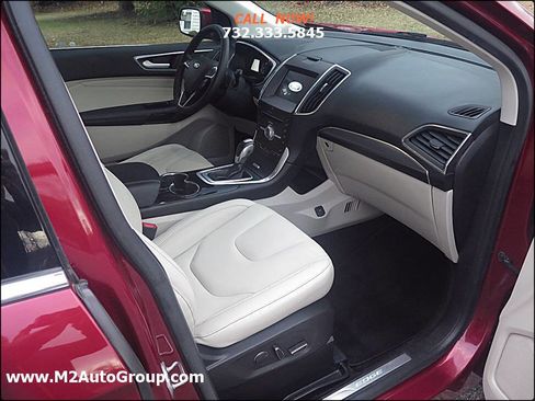 Used 2018 Ford Edge Titanium w/ Technology Package image 15