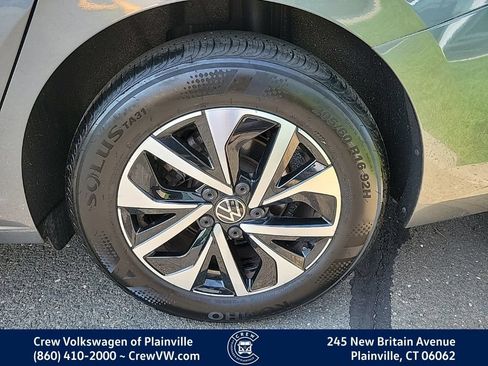 Certified 2025 Volkswagen Jetta S FWD image 18