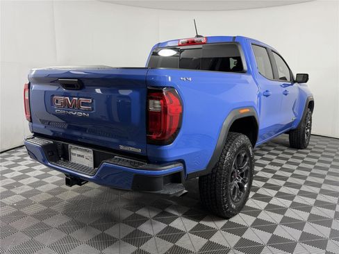 Certified 2025 GMC Canyon Elevation w/ Convenience Package AWD/4WD image 6