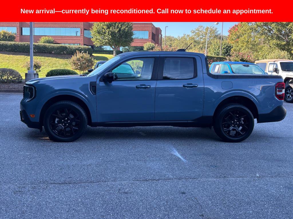 Used 2025 Ford Maverick Lariat w/ Black Appearance Package AWD/4WD image 3