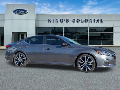 Used 2022 Nissan Altima 2.5 SR
