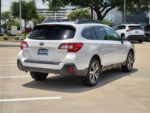 Used 2019 Subaru Outback 2.5i Limited AWD/4WD image 7