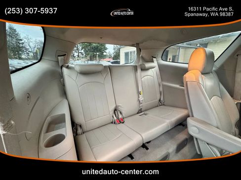 Used 2012 Buick Enclave Leather image 12