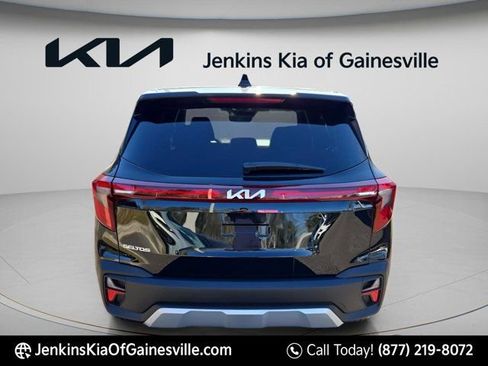 New 2026 Kia Seltos LX FWD image 7
