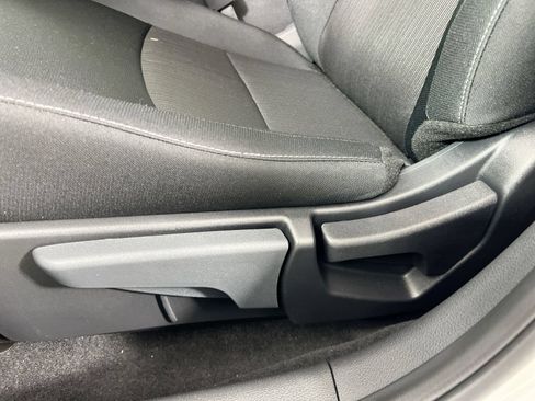 Used 2025 Nissan Sentra SV FWD image 20