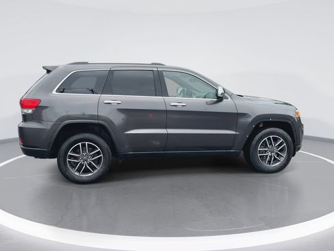 Used 2019 Jeep Grand Cherokee Limited AWD/4WD image 9