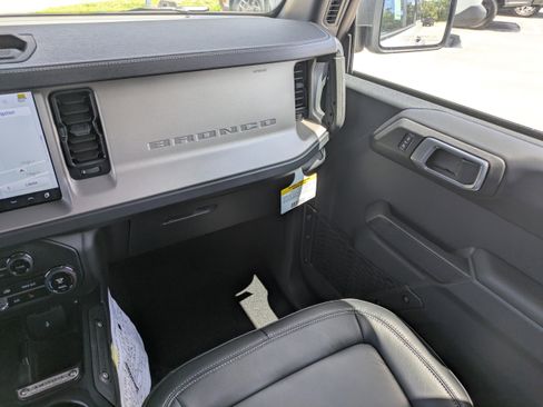 New 2026 Ford Bronco Outer Banks AWD/4WD image 17