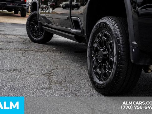 Used 2024 Chevrolet Silverado 3500 High Country image 14