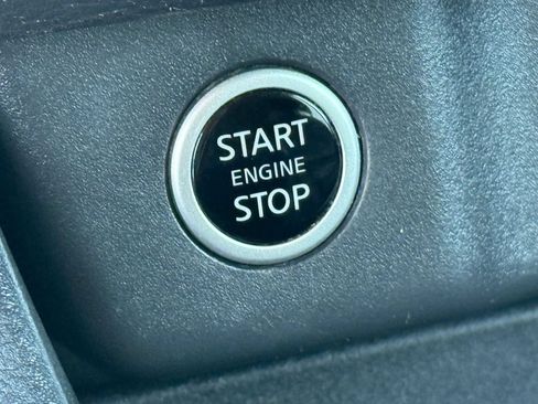 Used 2023 Nissan Rogue SV w/ SV Premium Package FWD image 26