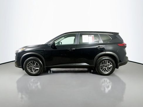 Used 2024 Nissan Rogue S image 5