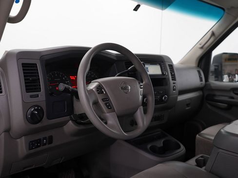Used 2021 Nissan NV 2500 SV w/ Navigation Package image 16