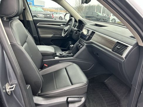Used 2022 Volkswagen Atlas SE image 13