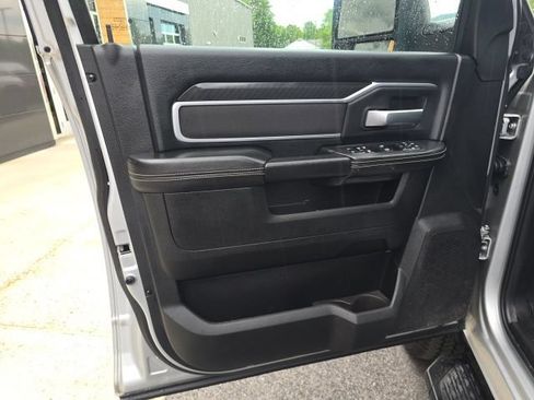 Certified 2026 RAM 2500 Big Horn AWD/4WD image 11