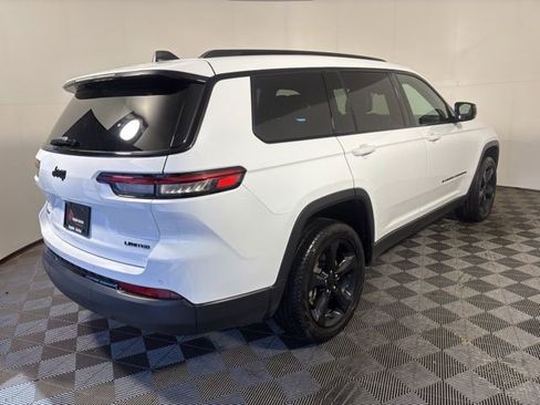 Certified 2025 Jeep Grand Cherokee L Limited w/ Black Appearance Package AWD/4WD image 6