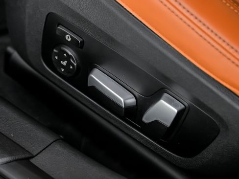 Used 2021 BMW M3 RWD image 28