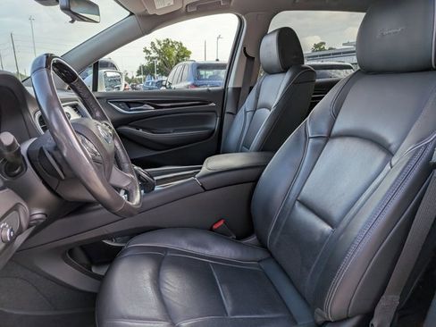 Used 2019 Buick Enclave Avenir w/ Avenir Technology Package image 5