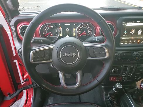 Used 2022 Jeep Wrangler Rubicon image 13