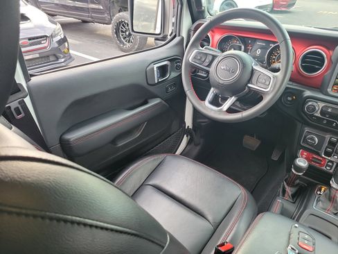 Used 2023 Jeep Gladiator Rubicon w/ LED Lighting Group image 15