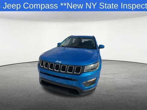 Used 2018 Jeep Compass Latitude w/ Popular Equipment Group image 3