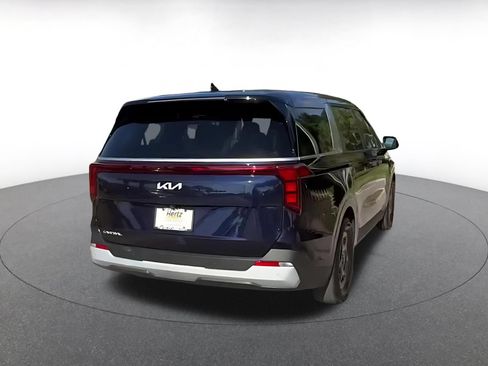 Used 2026 Kia Carnival FWD image 14