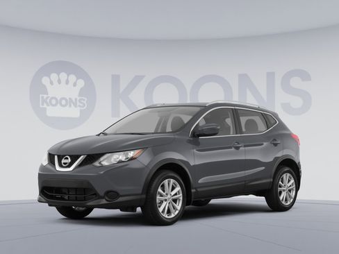 Used 2018 Nissan Rogue SV w/ Premium Package FWD image 1