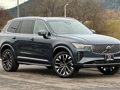New 2026 Volvo XC90 B6 Plus w/ Protection Package Premier