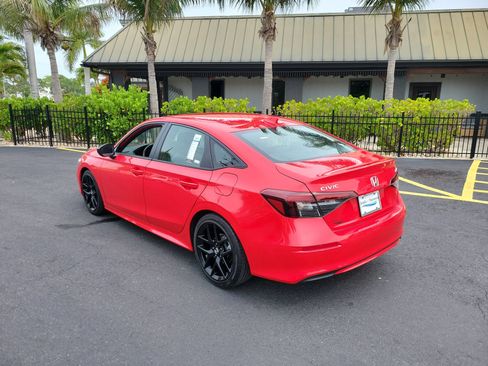 Used 2025 Honda Civic Sport image 7
