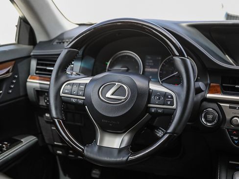 Used 2017 Lexus ES 350 FWD image 15