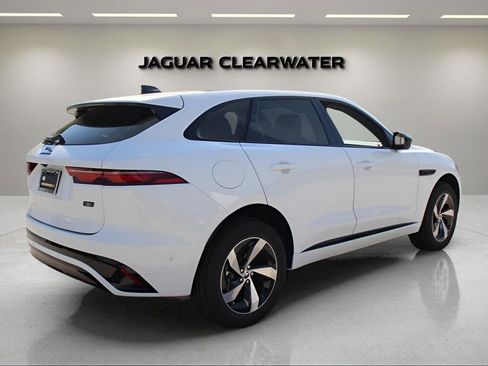 New 2026 Jaguar F-PACE R-Dynamic S image 5