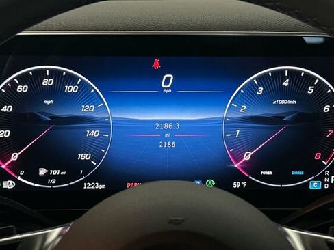 Certified 2025 Mercedes-Benz GLC 300 4MATIC image 34