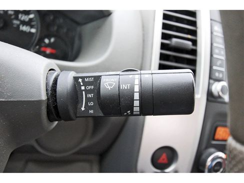 Used 2021 Nissan Frontier SV image 14