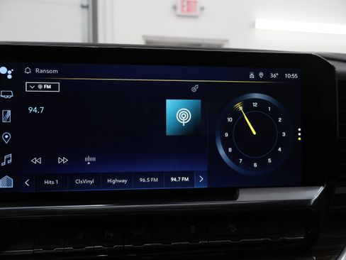 Used 2024 Chevrolet Silverado 2500 LT w/ Z71 Sport Edition image 55