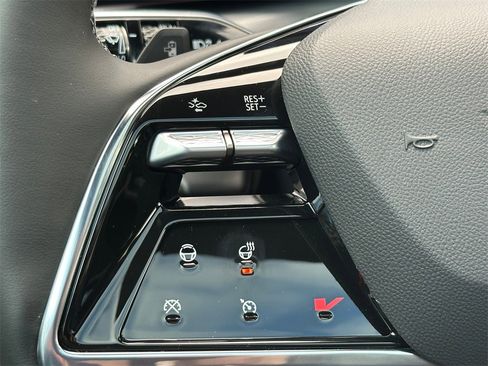 New 2026 Cadillac Vistiq Sport image 34