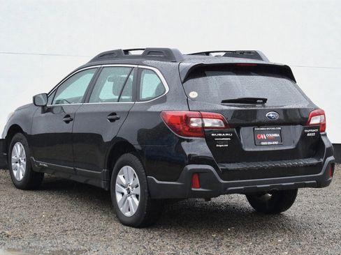 Used 2019 Subaru Outback 2.5i image 2