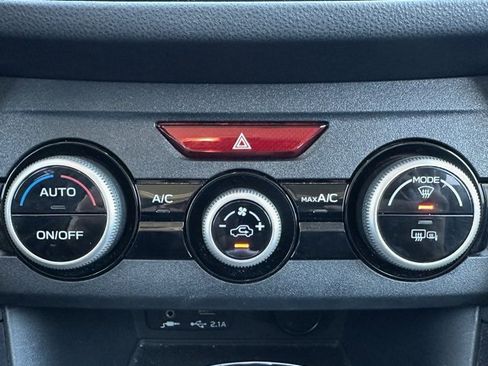 Used 2023 Subaru Crosstrek 2.5i Limited w/ Moonroof Package image 22