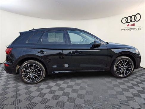 Certified 2023 Audi SQ5 Premium Plus w/ Premium Plus Package AWD/4WD image 7