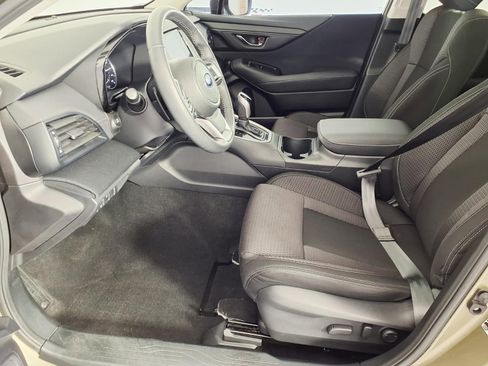 Used 2024 Subaru Outback Premium AWD/4WD image 14