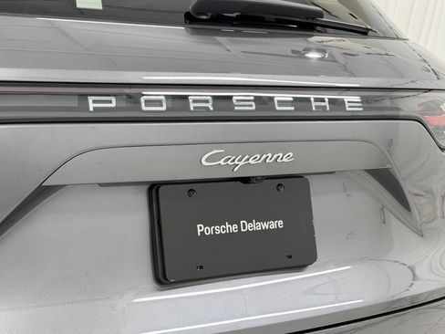 Certified 2023 Porsche Cayenne AWD/4WD image 64