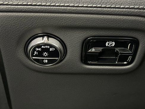 Certified 2026 Mercedes-Benz EQE 320+ SUV image 35