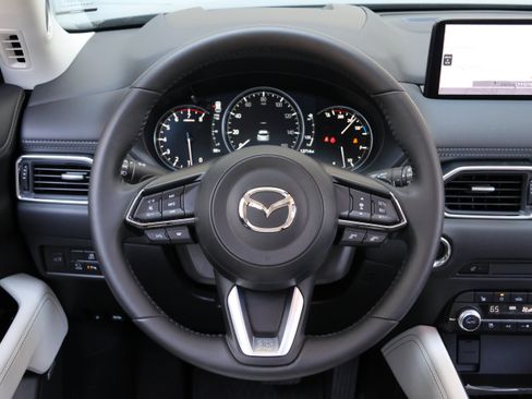 Used 2025 MAZDA CX-5 AWD 2.5 S w/ Premium Plus Pkg image 16