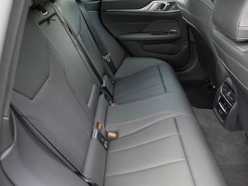 Certified 2025 BMW 430i w/ Premium Package RWD image 36