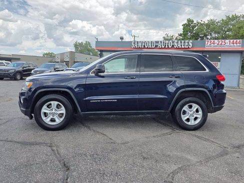 Used 2014 Jeep Grand Cherokee Laredo w/ Quick Order Package 23E AWD/4WD image 3