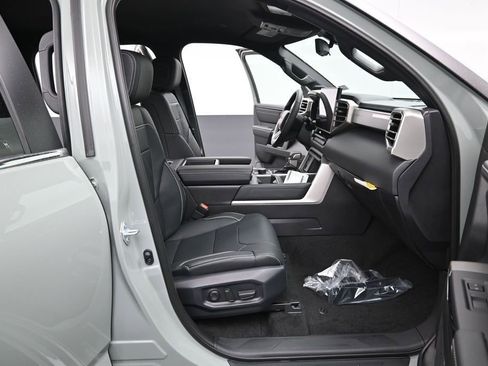 New 2026 Toyota Tundra Limited AWD/4WD image 13