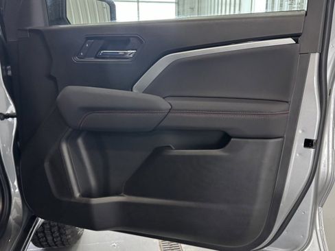 New 2025 Chevrolet Colorado Z71 w/ Technology Package image 16